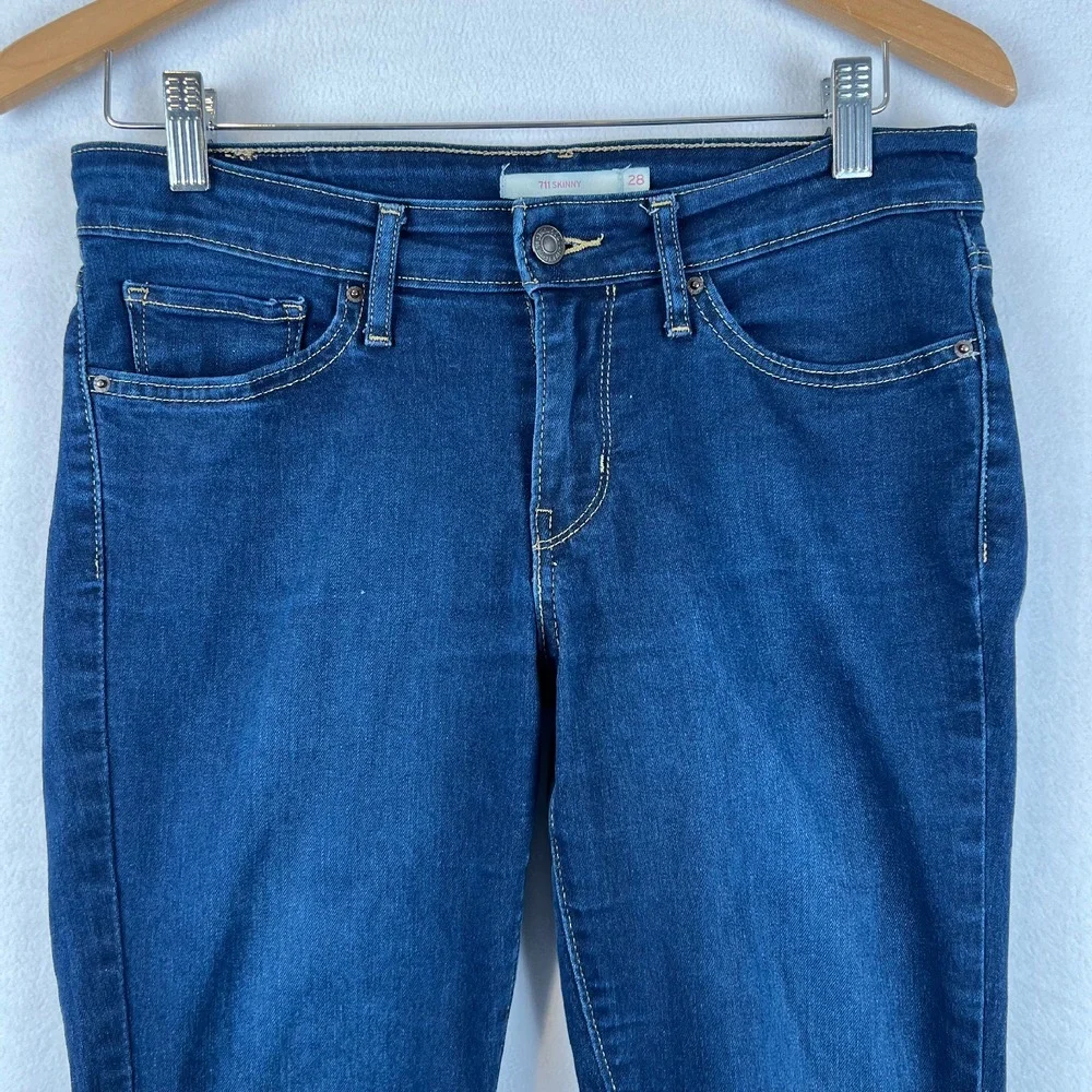 Levis‎ 711 Skinny Jeans Dark Wash Denim Classic Style Womens Size 28
